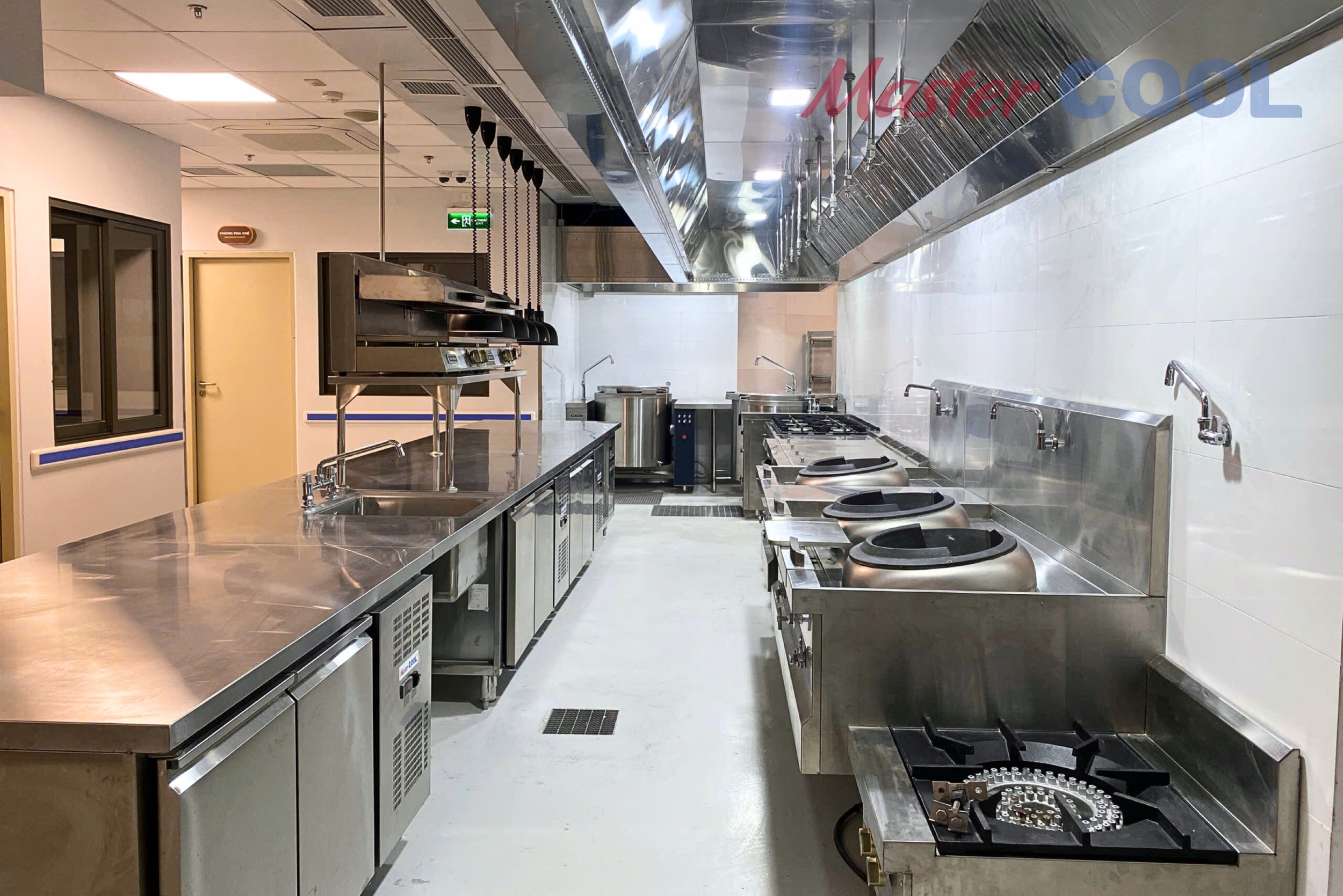 Nhà hàng Beer Clubhouse Bavaria Cát Bà